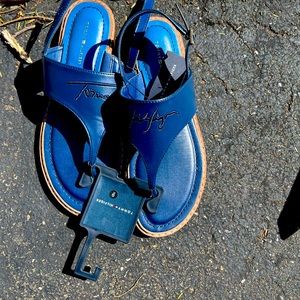 Navy Sandals new no box.